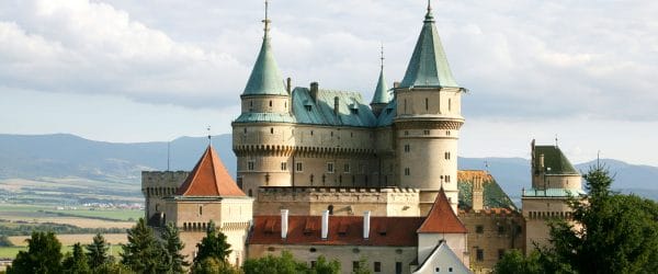 Historical Studies in Slovakia with Worldwide Navigators
